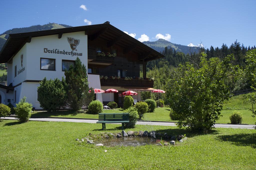 Dreilaenderhaus *